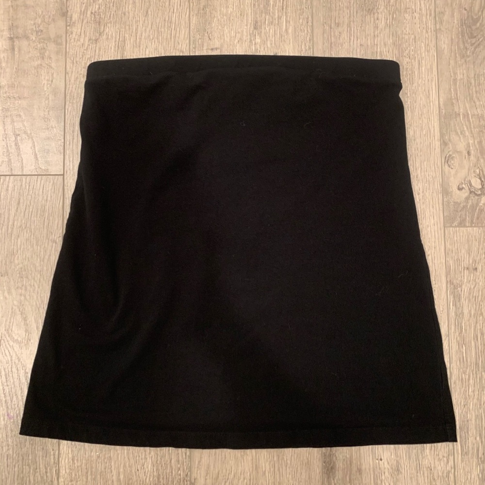 Black mini skirt